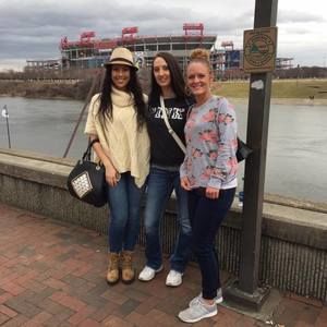 Meet your Posher, Dawn